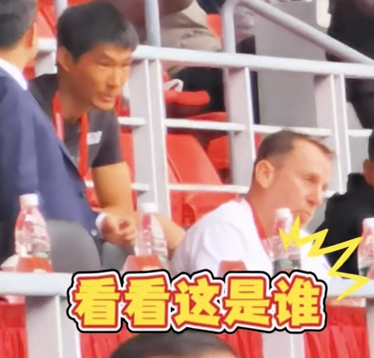 久尔杰维奇现身盐城，现场观看中国U22国足vs韩国
