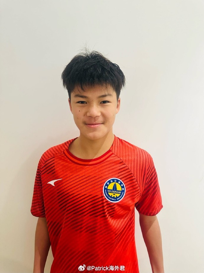 博主：刘凯源本赛季西班牙加泰U16优选联赛首发18次，已打入9球