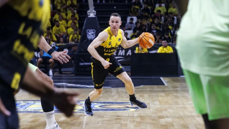 NBA初代老六，42岁进入生涯巅峰？！