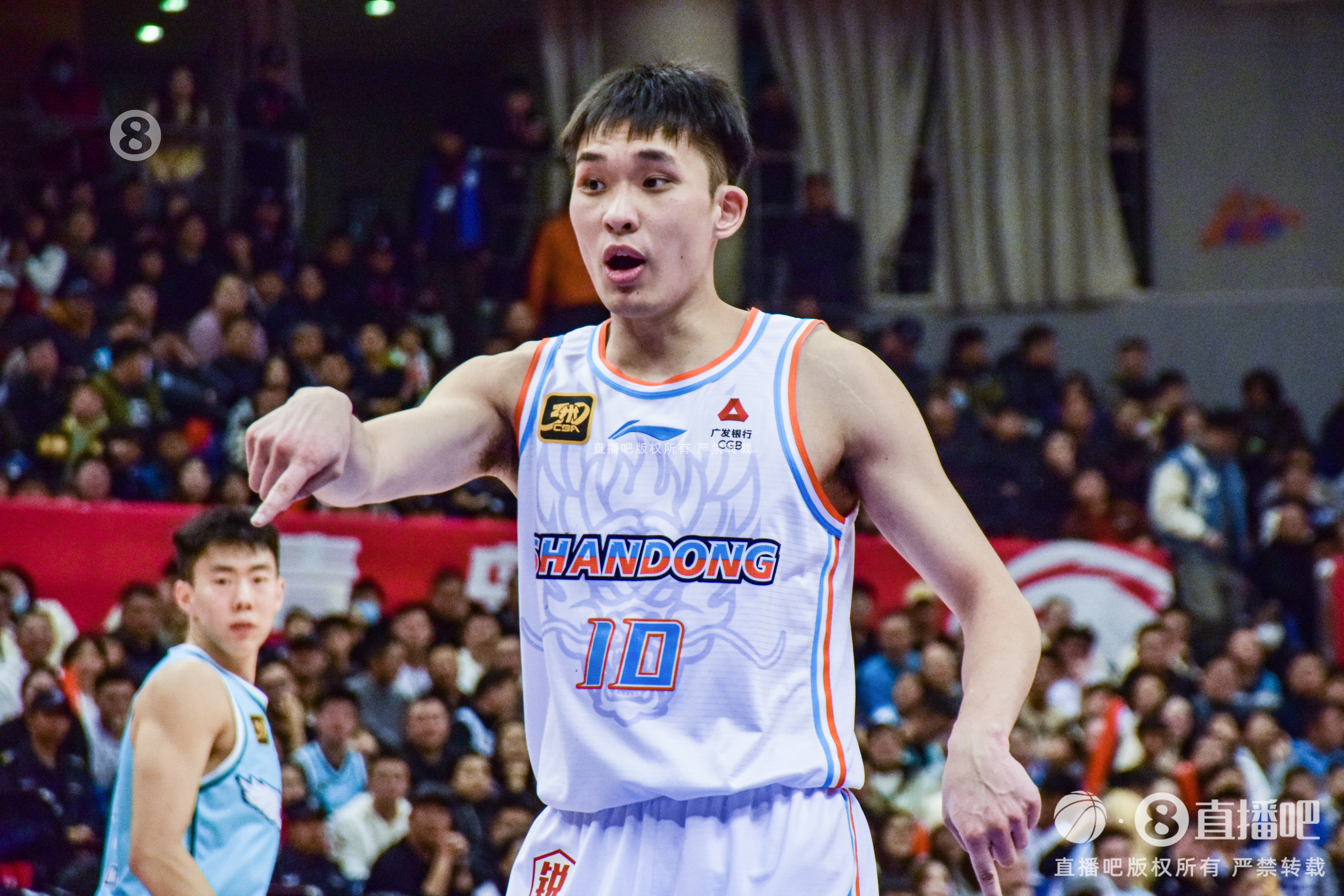 攻防俱佳！状元秀谢智杰7中5拿到16分3板3助5断 三分3中3