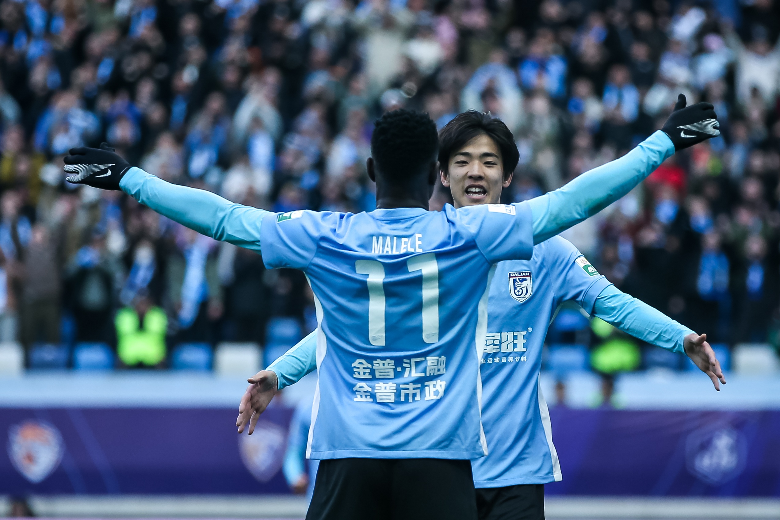 青春风暴刮起来！19岁朱鹏宇&18岁王钰栋处子球 19岁李新翔1射2传